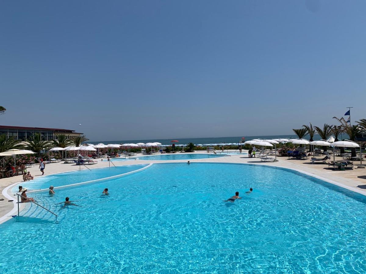 Villa Greif Pineta لينانو سابيادورو المظهر الخارجي الصورة