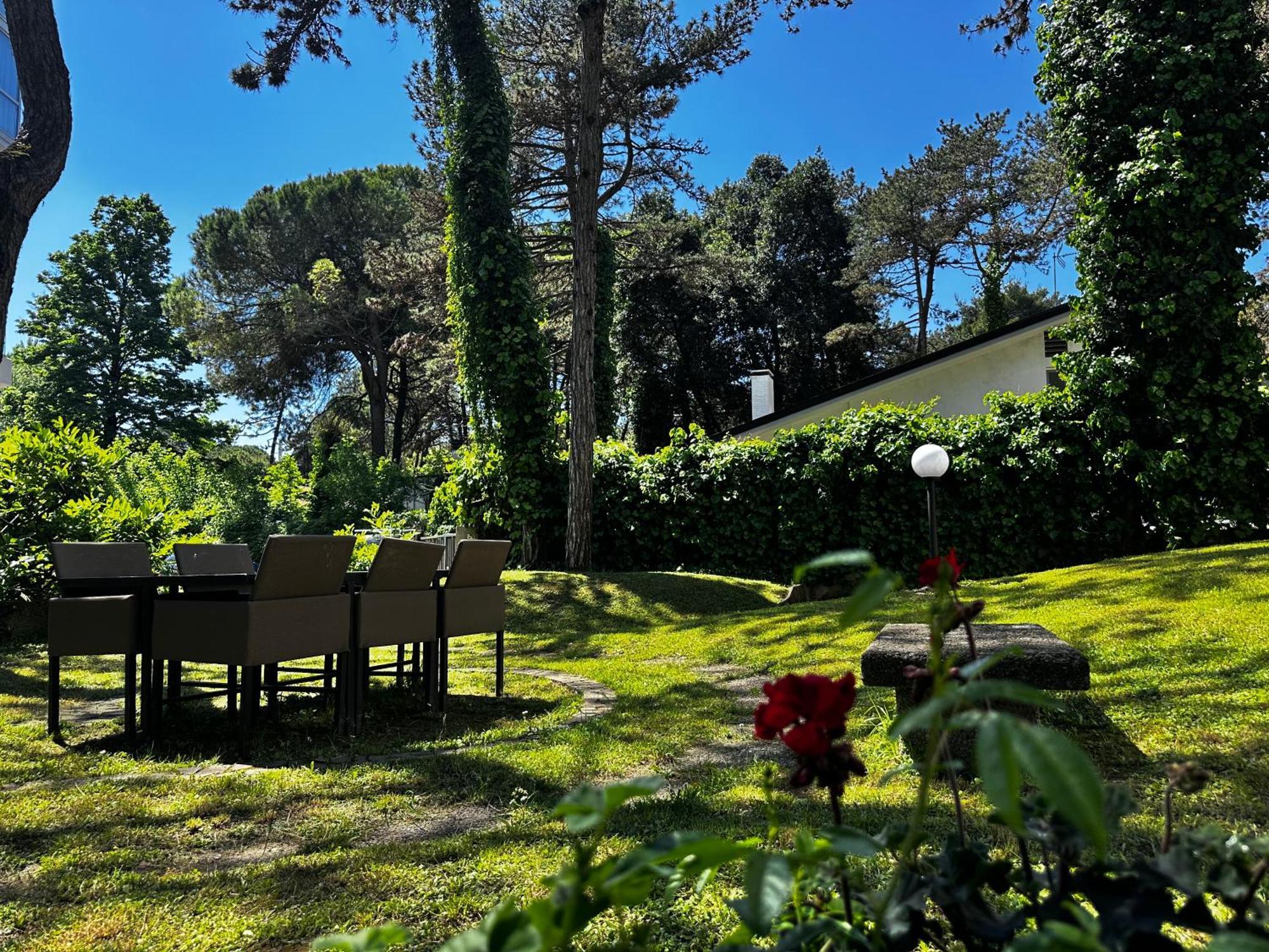 Villa Greif Pineta لينانو سابيادورو المظهر الخارجي الصورة